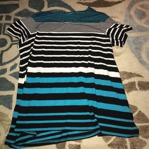 White and blue short sleeved top